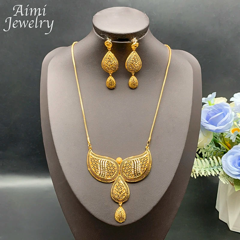 Lightweight Fashion Gold Color Jewelry Set for Women Pendant Earrings Choker Necklace Dubai Italian Wedding Party Accessories
